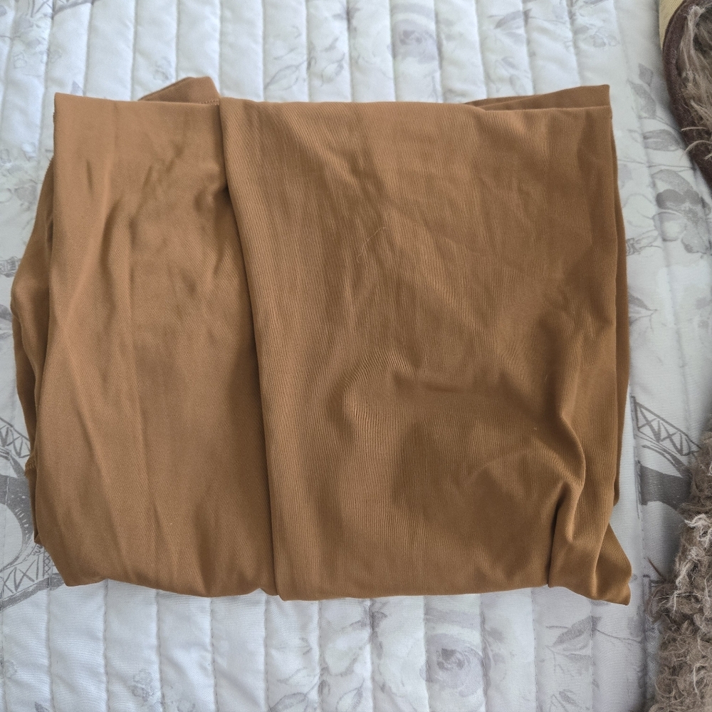 Lululemon Power Thru High Rise Size 10 Brown Tight